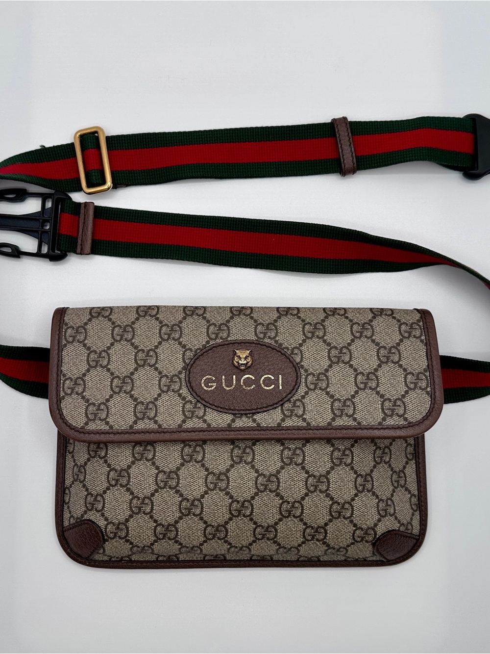 Gucci Neo Vintage GG Supreme Tiger Head Belt Bag Waist Pouch 493930
